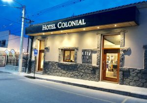 04_464393_fachada-hotel-colonial-tafi-del-valle-by-dot-tradition